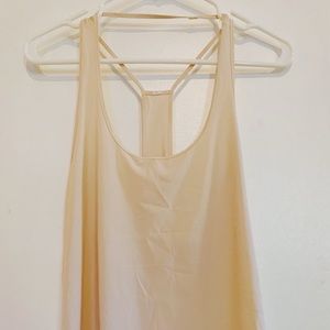 Lululemon size 6 blush tank